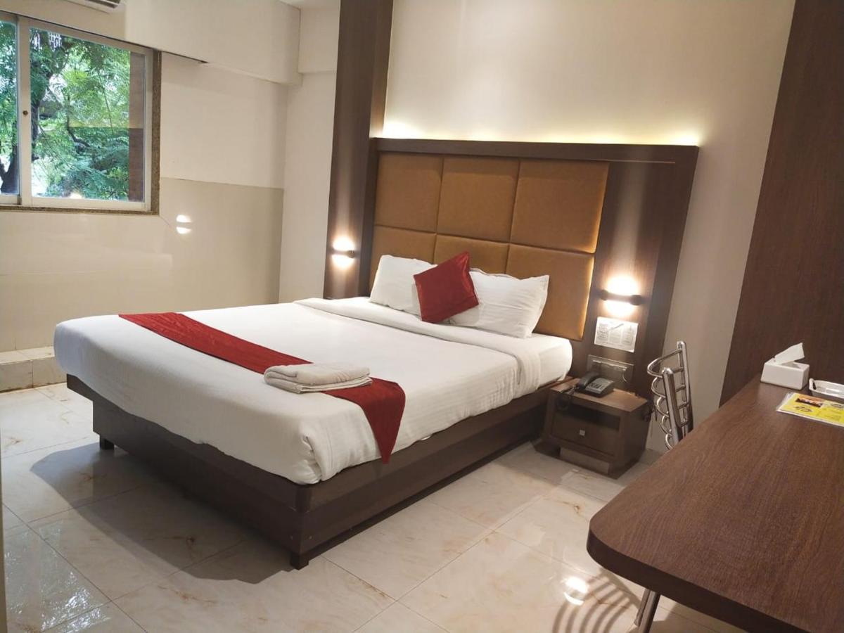 Hotel Monarch Express Near Karnala Sports Academy Panvel,Navi Mumbai Exterior photo
